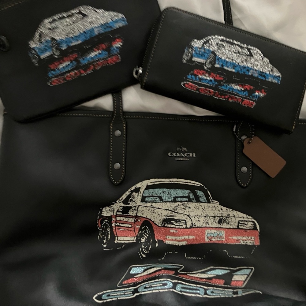 NWT! Coach Car Leather tote and accessory 3 set